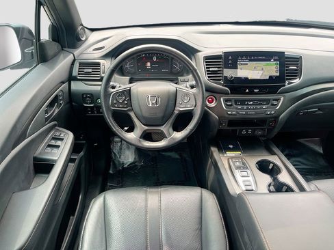 Used 2024 Honda Passport TrailSport image 23