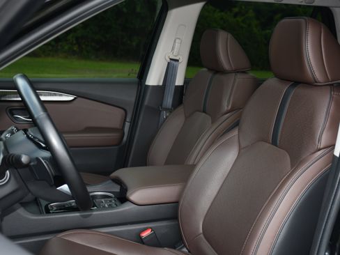 Used 2023 Honda Pilot Elite image 13