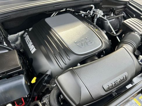Used 2023 Dodge Durango R/T AWD/4WD image 15