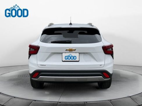 New 2026 Chevrolet Trax LT FWD image 4