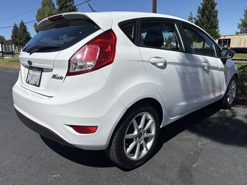 Used 2015 Ford Fiesta SE w/ Equipment Group 201A FWD image 13