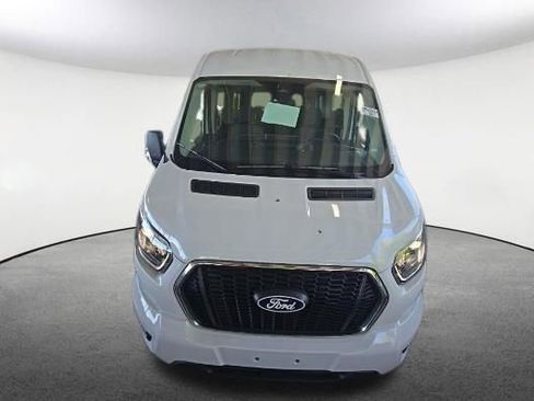 Used 2025 Ford Transit 350 XLT RWD image 2