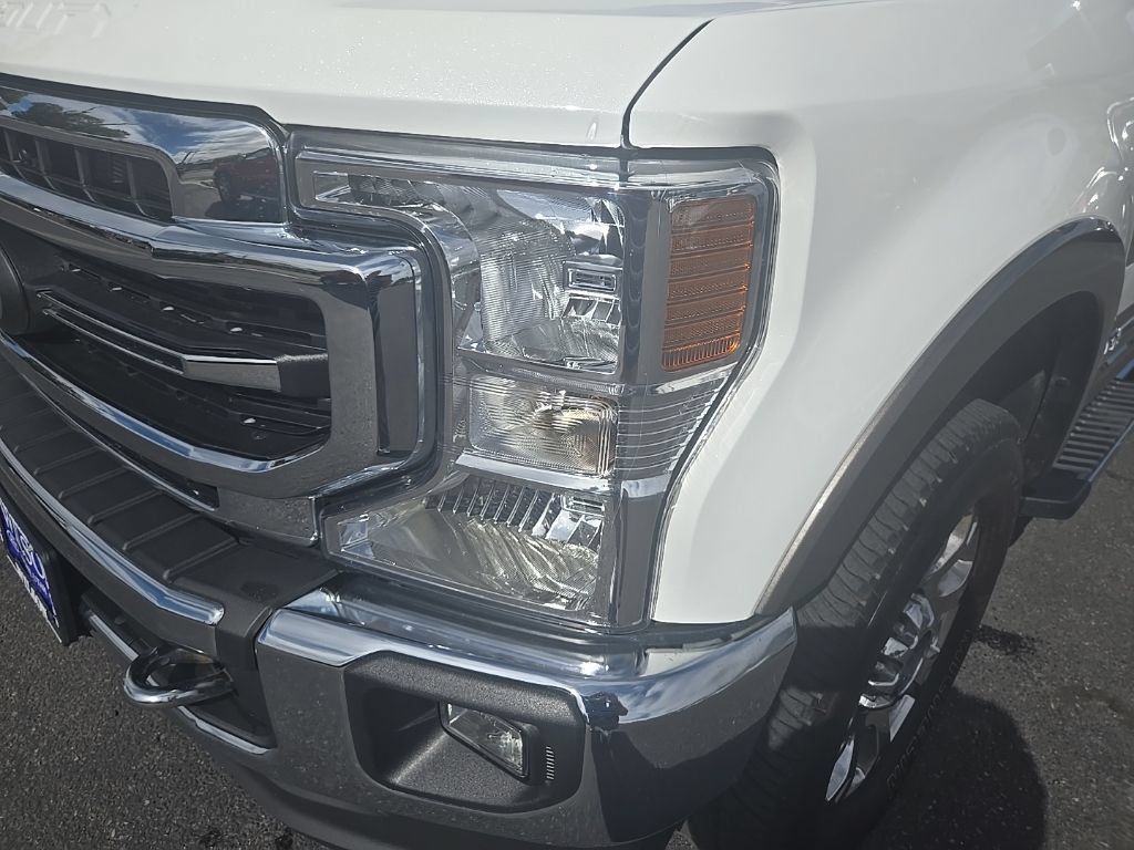 Used 2021 Ford F350 Lariat w/ Chrome Package AWD/4WD image 32