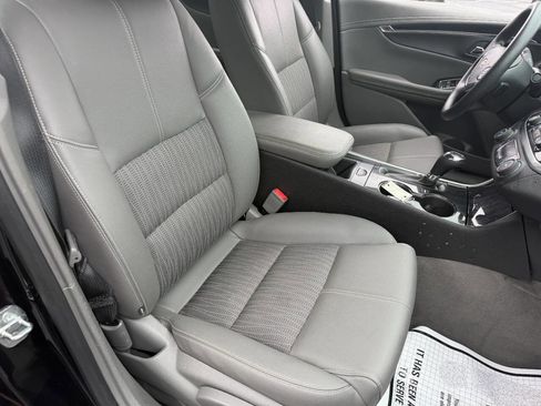 Used 2019 Chevrolet Impala LS image 27