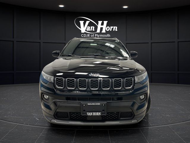 Used 2025 Jeep Compass Latitude w/ Altitude Special Edition AWD/4WD image 2