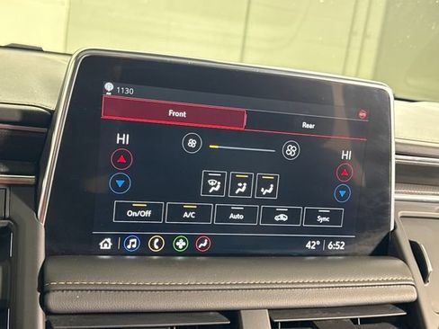Used 2021 GMC Yukon XL AT4 w/ Technology Package AWD/4WD image 33