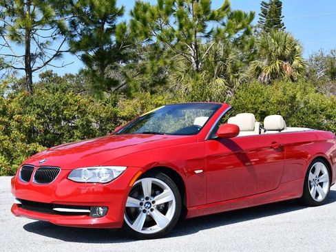 Used 2011 BMW 328i Convertible image 20