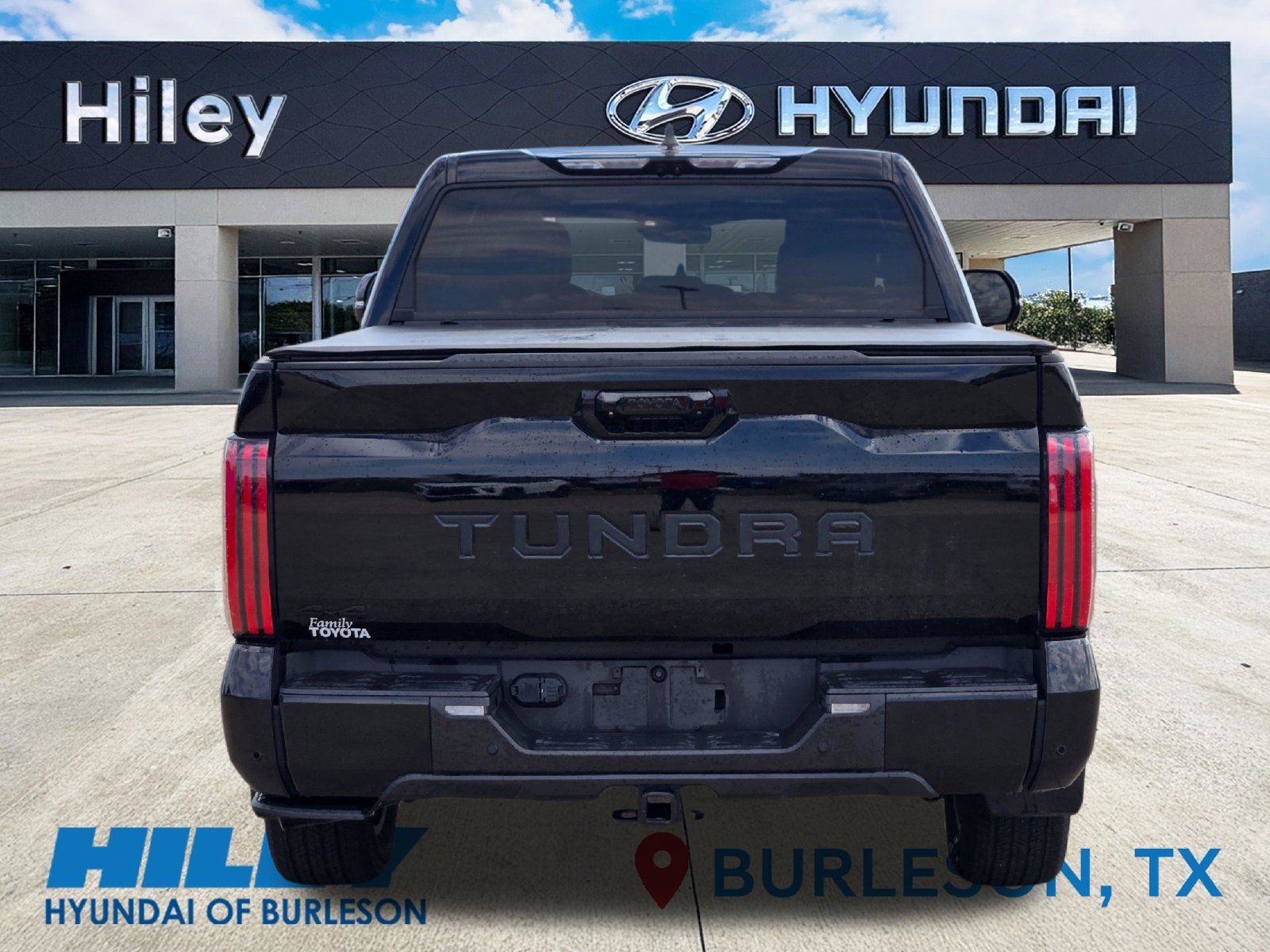 Used 2025 Toyota Tundra Platinum AWD/4WD image 7
