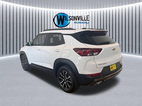 Used 2023 Chevrolet TrailBlazer ACTIV w/ Sun and Liftgate Package FWD image 8