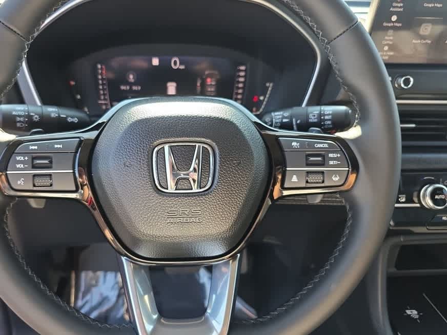 New 2026 Honda Pilot Touring image 12
