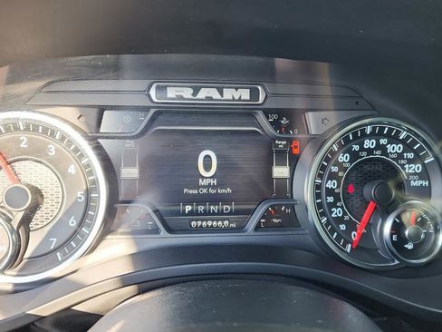 Used 2023 RAM 1500 Laramie AWD/4WD image 11