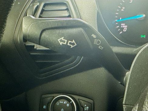 Used 2016 Ford Escape SE w/ Equipment Group 201A image 17