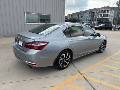 Used 2016 Honda Accord EX-L image 7