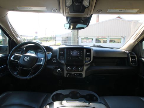 Used 2019 RAM 2500 Tradesman w/ Safety Group AWD/4WD image 13