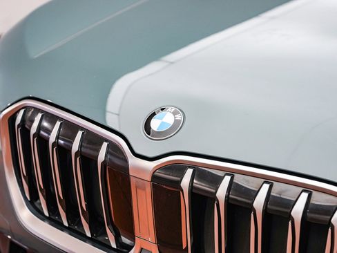 Certified 2023 BMW X1 xDrive28i w/ Convenience Package image 9