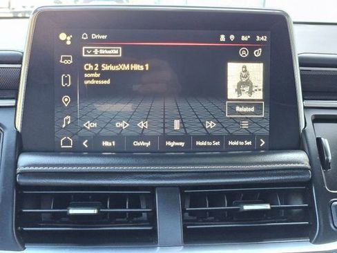 Used 2023 GMC Yukon XL AT4 w/ AT4 Premium Plus Package image 23