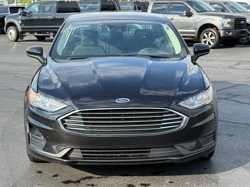 Used 2020 Ford Fusion SE FWD image 9