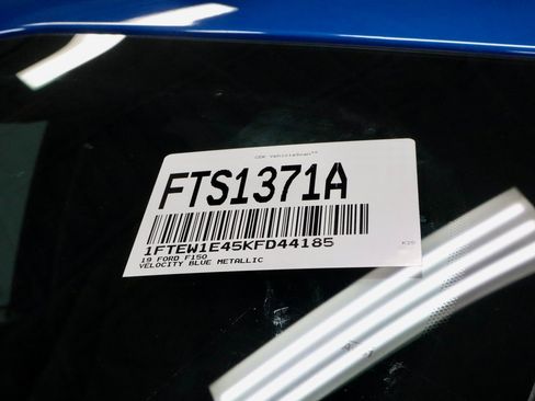 Certified 2019 Ford F150 XLT w/ Equipment Group 302A Luxury image 32