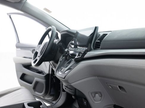 Used 2019 Honda Odyssey EX-L image 27