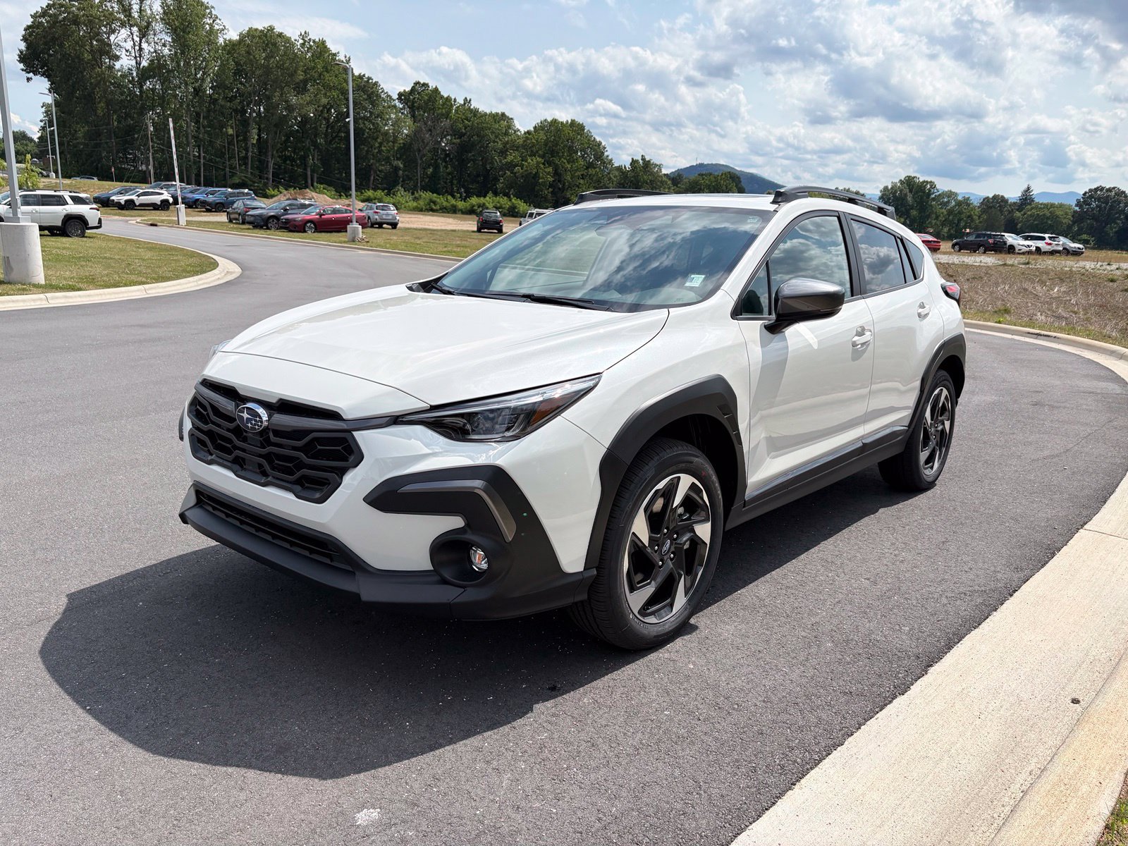 New 2026 Subaru Crosstrek 2.5i Limited w/ Popular Package #3A AWD/4WD image 3