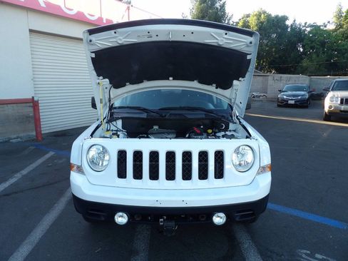 Used 2015 Jeep Patriot Sport FWD image 11