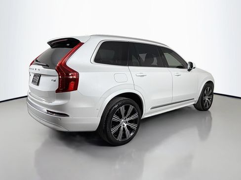 Certified 2025 Volvo XC90 T8 Plus w/ Protection Package Premier AWD/4WD image 6
