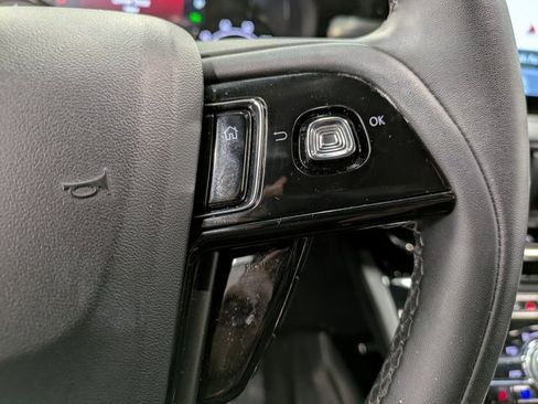 Certified 2022 Lincoln Corsair AWD w/ Equipment Group 101A image 17