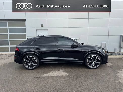 Used 2024 Audi RS Q8 AWD/4WD image 2