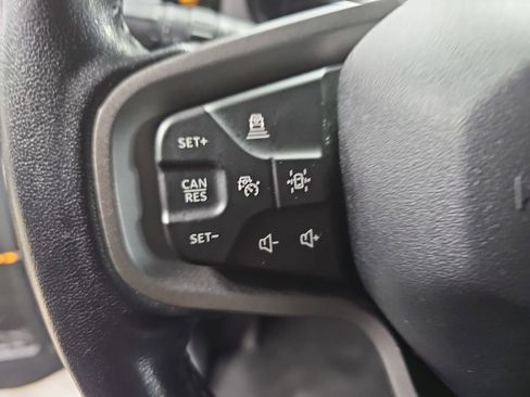 Used 2022 Ford Bronco Badlands image 16