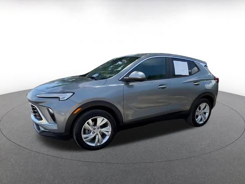 Used 2025 Buick Encore GX Preferred FWD image 8