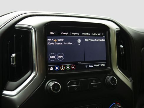 Used 2020 Chevrolet Silverado 1500 LT Trail Boss w/ Midnight Edition image 8