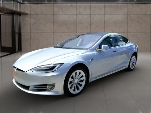 Used 2018 Tesla Model S 75D AWD/4WD image 7