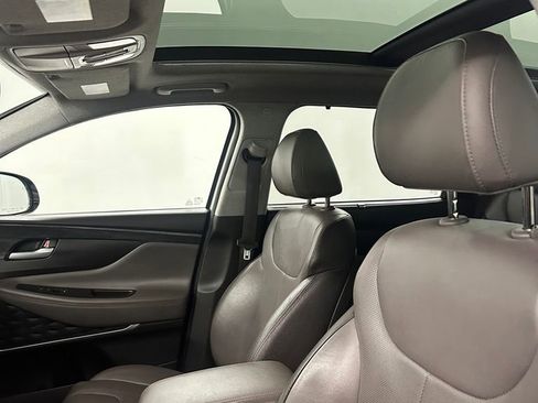 Used 2019 Hyundai Santa Fe AWD image 12