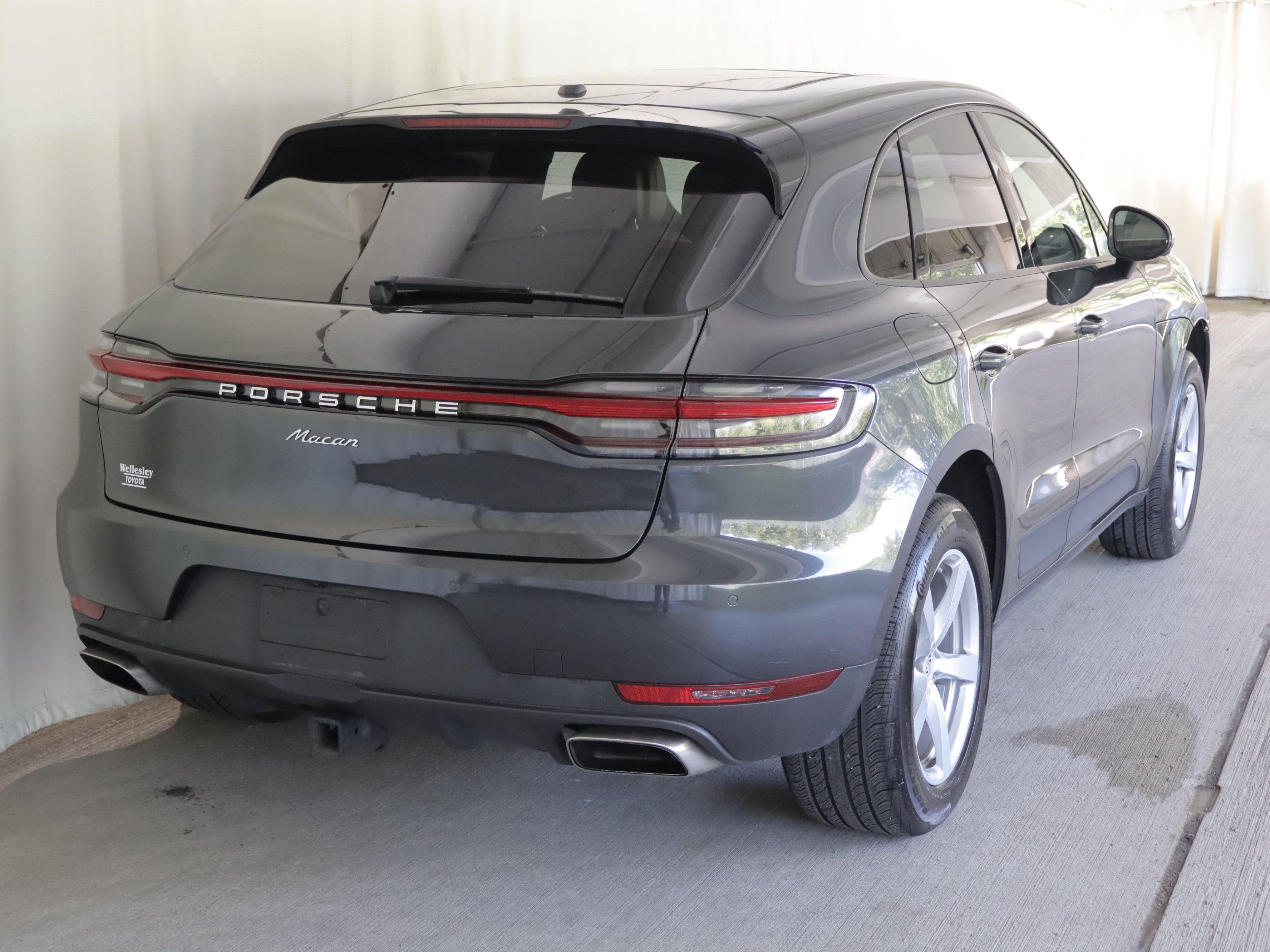 Used 2021 Porsche Macan AWD/4WD image 8