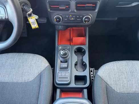 Certified 2022 Ford Maverick XLT image 11