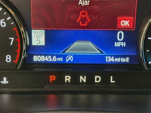 Used 2022 Ford Explorer Limited RWD image 19
