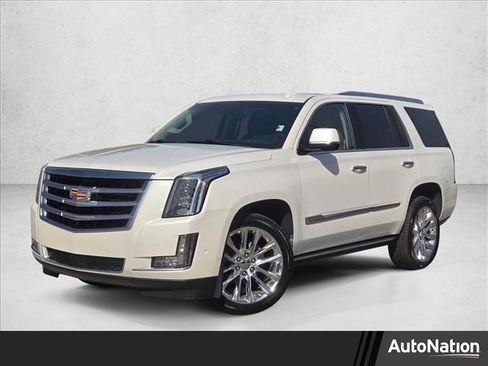 Used 2019 Cadillac Escalade Premium Luxury image 1