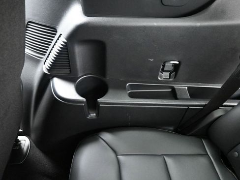 Used 2025 Ford Explorer ST w/ Sun And Sound Package image 10