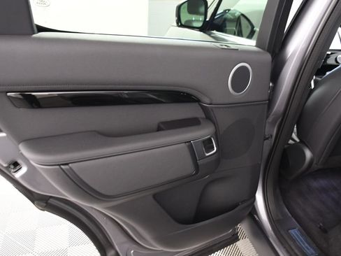 Certified 2025 Land Rover Discovery S AWD/4WD image 24