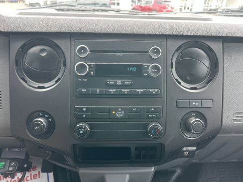 Used 2012 Ford F250 XL image 21