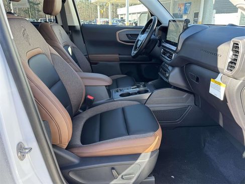 New 2025 Ford Bronco Sport Outer Banks w/ Outer Banks Tech Package+ image 12