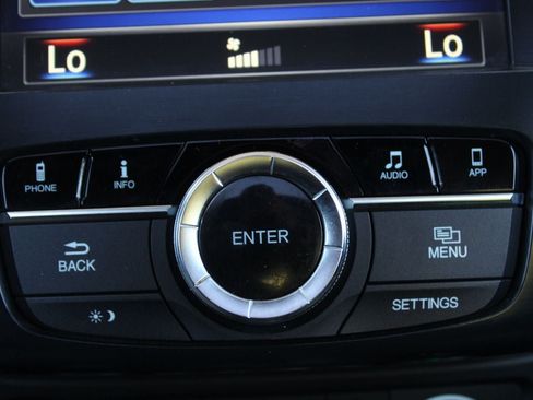 Used 2018 Acura ILX FWD image 26