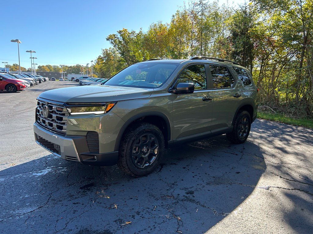 New 2026 Honda Pilot TrailSport image 7