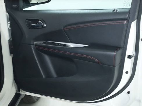 Used 2019 Dodge Journey GT AWD/4WD image 33
