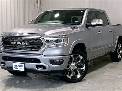 Used 2022 RAM 1500 Limited w/ Body Color Bumper Group RWD image 2