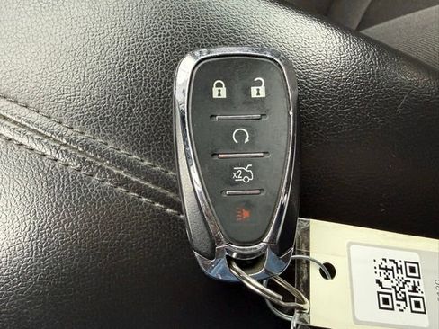 Used 2020 Chevrolet Malibu LT image 13