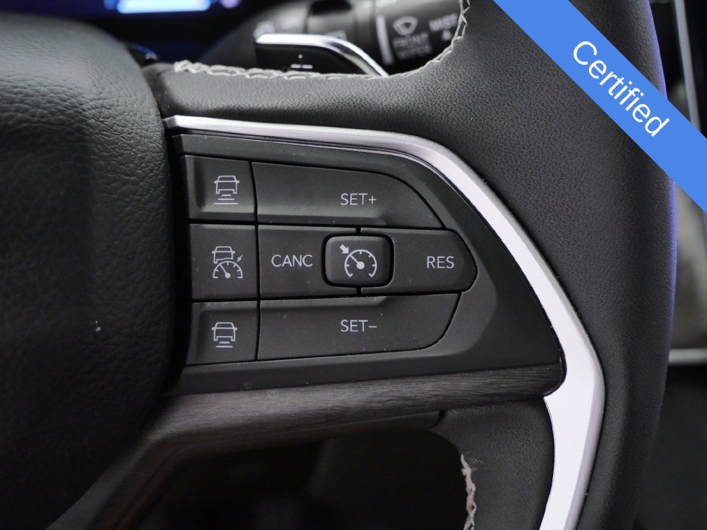 Certified 2024 Jeep Grand Cherokee Limited w/ Black Appearance Package AWD/4WD image 23