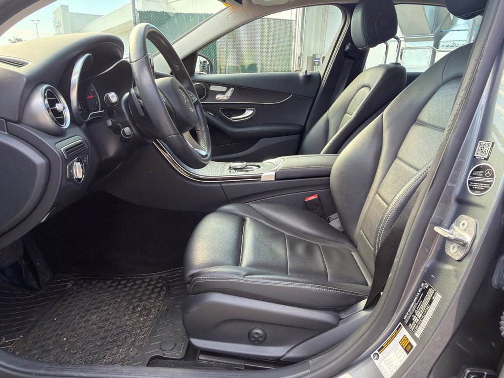 Used 2017 Mercedes-Benz C 300 4MATIC Sedan image 8