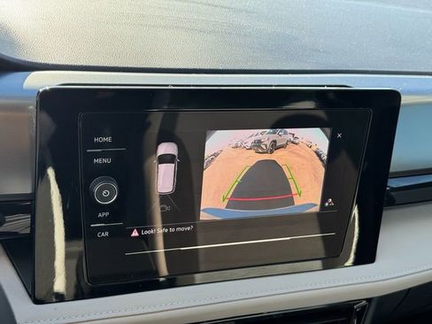 Used 2025 Volkswagen Taos S image 19
