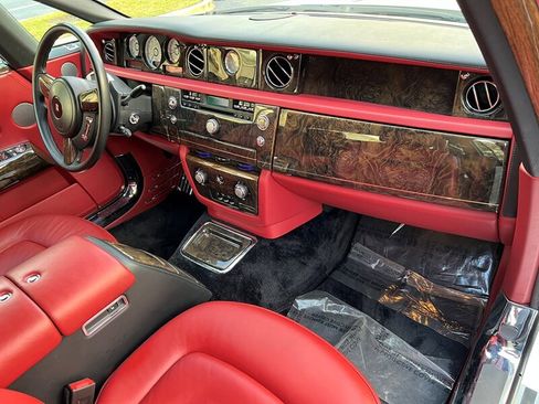Used 2010 Rolls-Royce Phantom Coupe RWD image 15